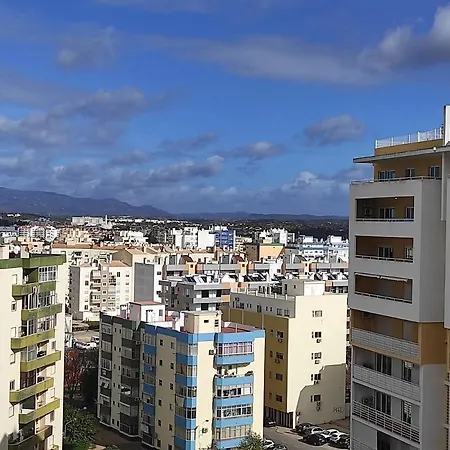 Holiday Nine Apartamento *